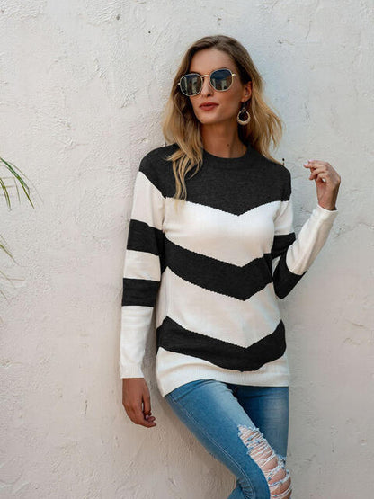 Two-Tone Round Neck Sweater