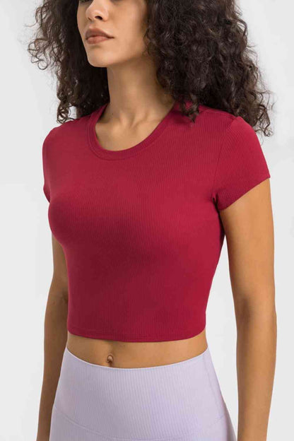 Round Neck Short Sleeve Cropped Sports T-Shirt